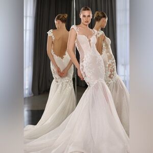 Elegant White Lace Mermaid Wedding Dress with Illusion Back